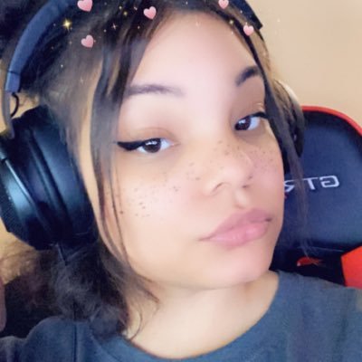 Jackieyin8's profile picture. I draw