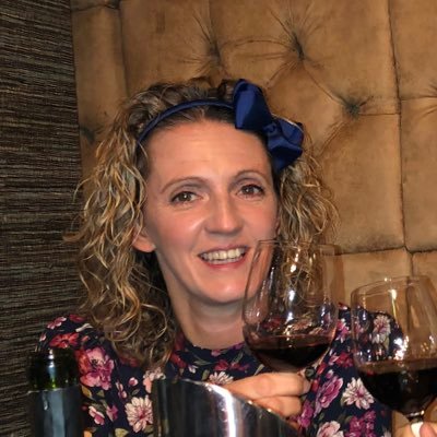 toriamo77's profile picture. Winging it!