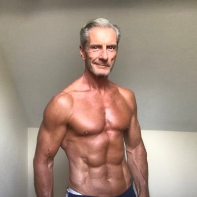 67 year old staying in shape with daily calisthenics and intermittent fasting