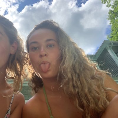 elenacisnerosx's profile picture. SU 2019