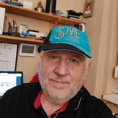 I am a mechanical engineer from Hungary. I am looking for the best and the most reliable business solutions on the internet.