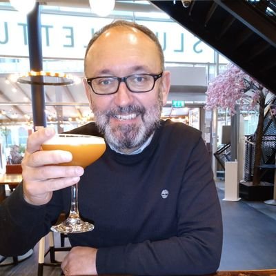 devinemj's profile picture. 