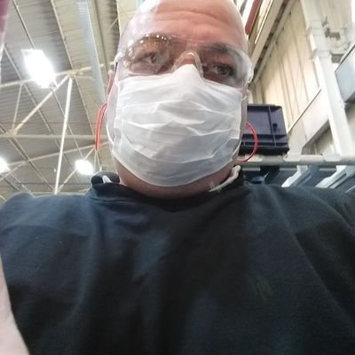 ricardovieirast's profile picture. Meu partido é o Brasil e meu orientador Deus.