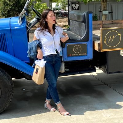 sonjiw's profile picture. Designer + Traveler + Dreamer + Craft + Healthyish Enthusiast