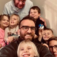 Stuart Anderson (@stuielouie) 's Twitter Profile