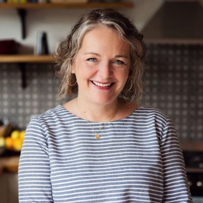 Registered Nutritional Therapist mBANT regCNHC | https://t.co/hjzGtSR62I | Former rights agent | Passionate about real food and good books