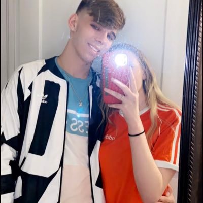 sheldonwoodwar's profile picture. close your ears and open your eyes ✍🏼