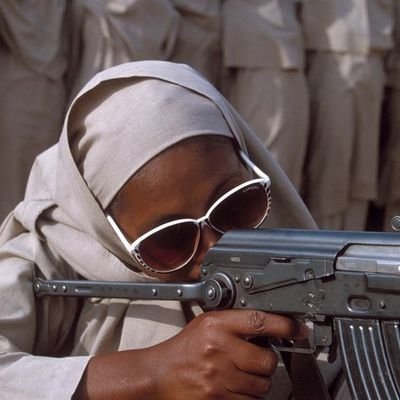 bugattibag's profile picture. fucking rinsed