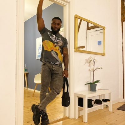 UncleArnold_'s profile picture. 