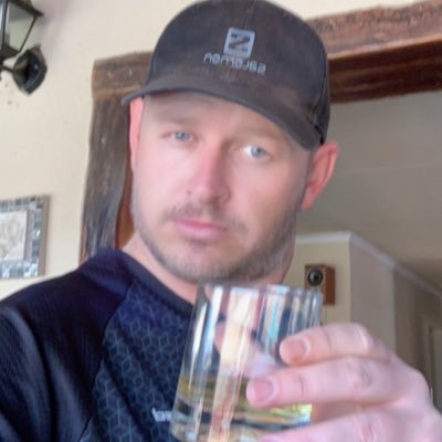 AlvinF_Tweet's profile picture. 