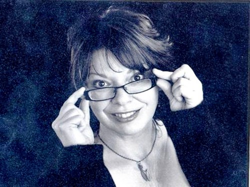 Eibhlinnichadhl's profile picture. Munster rugby supporter. Change agent. Irish mammy. Not necessarily in that order. X