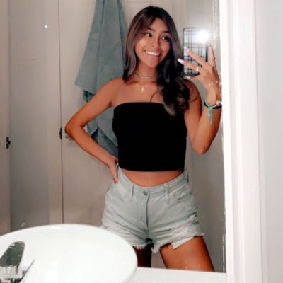 saraaaacruzz's profile picture. 