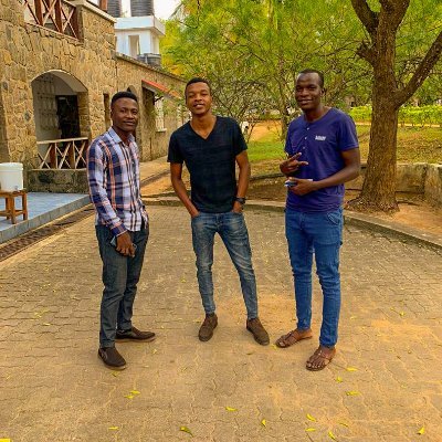 kingjulwz's profile picture. 