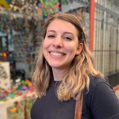zoekahana's profile picture. powered by sour candy | she/her, pton ‘21