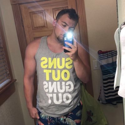 ALC | Pre-Med and English | I live life one exam at a time | 👻: daltonmc