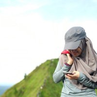 R I R I (@riyanahdn) 's Twitter Profile