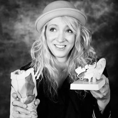 BA(Hons). Dip(LCM)TD. PGCert. MA.
North Area Rep. @aotos
Vocal Teacher/Director @ProVoxLiverpool
PopVocalsLecturer @LeedsMusic
PhD Researcher @UniOfLeeds