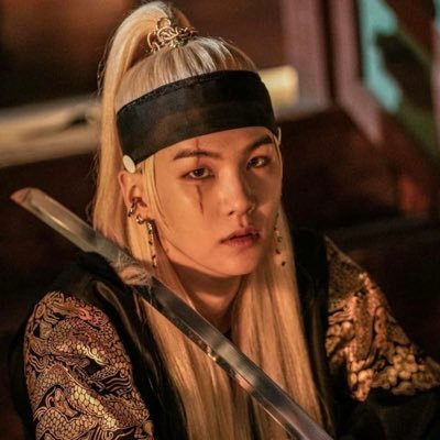 MthrConfessor's profile picture. love #opera and #musicaltheater 🎭 Music is life #BTSARMY #Whovian. follow me!