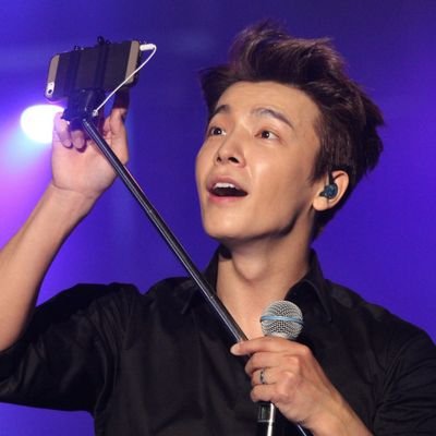 동해의 프랑스팬사이트 ☆ Donghae French Fansite ☆ Fansite français de Donghae ☆ Since | Depuis : 2012.03.14부터 ☆ 항상 동해와 함께