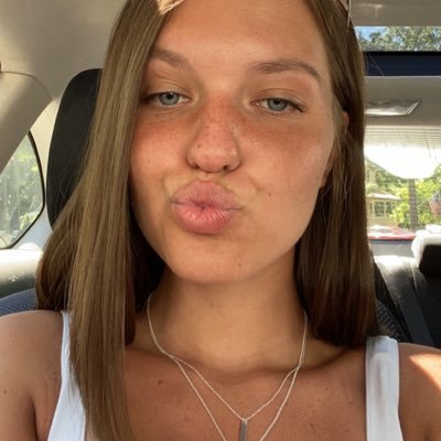 nicolethurstonn's profile picture. 