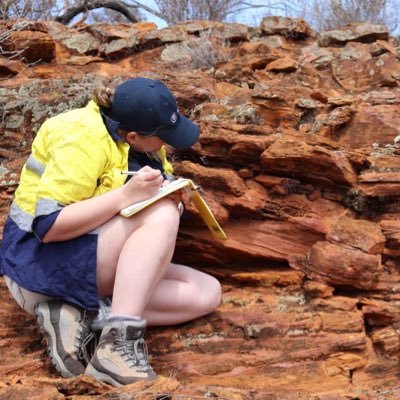 PhD Candidate @JCU TSV in Outback WA and Geoscience Outreach Educator. Research: Yilgarn Palaeodrainages. Raising 3 kids. Autistic. Views my own. She/Her🏳️‍🌈