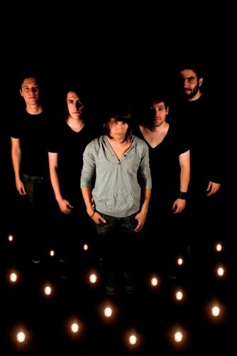 Twitter destinado a divulgações da banda @aivinrock, gerenciado por: @mii_ooliveira