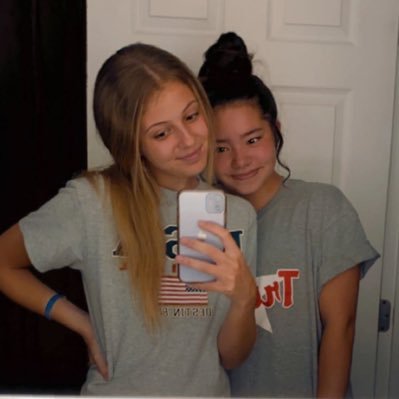 sadieschaef's profile picture. 