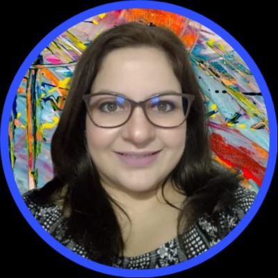Olá, eu sou a Andressa Teles, cristã, esposa do Jaime, mãe da Helena e da Eleonora. Sou filha amada do Pai.