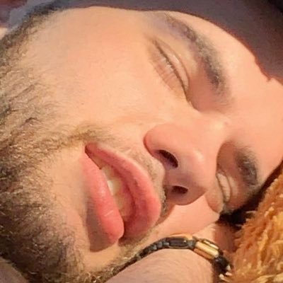 LilFairyBean28's profile picture. He/him 🏳️‍🌈 Fuck around and find out