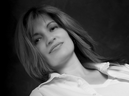 EvelynDesigned's profile picture. 