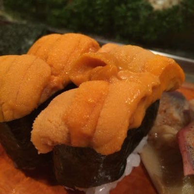yIod47TidbWrYSc's profile picture. カウンター寿司を片っ端から食べ尽くす