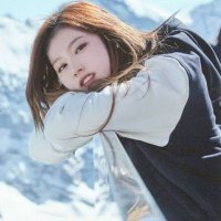 sana (@_minatozaki_s) 's Twitter Profile