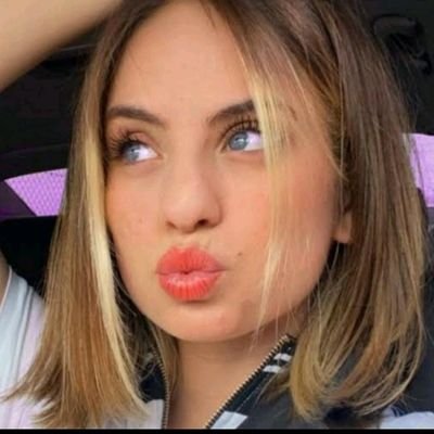 Cemresolmax1's profile picture. Sanane