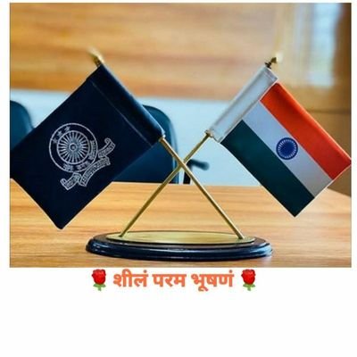 👩‍🎓👩‍🎓 (समाज सेवक)