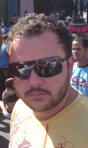 Produtor de Eventos em BH... Um cara chato, mas sincero e com muita vontade de viver !
