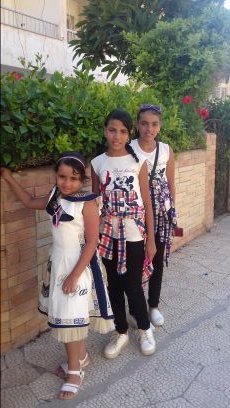 IXy5CYsM4vbpdIR's profile picture. 