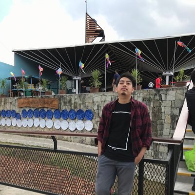 wc_karola's profile picture. Garuk garuk