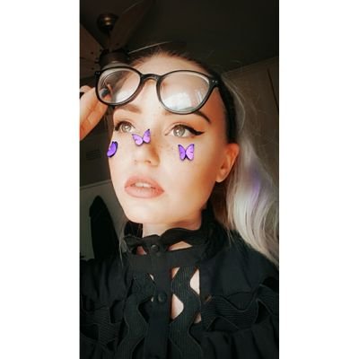 Since 01'
SA 🇿🇦
https://t.co/1iUeXh4QDK.Dreams💋
x ARMY x
TEFL Teacher👩🏼🏫