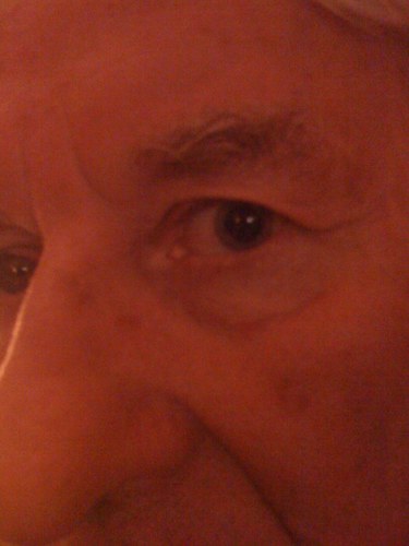 moutonlion's profile picture. conseiller en communication institutionnelle . j'aime l'authenticité, la beauté, mais ... priorité à gauche ...