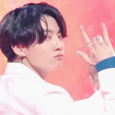 Jakook997's profile picture. 《Jk My Love 》ไอ้ต้าวหัวกลมแก้มอ้วงๆ
🍼🐰 εїз — 🍰˚ ♡🍦
《TaeTae My Lovly》 ไอ้ต้าวยิ้มยิงฟันแสนฉดไฉ 🍔🐻 ˚ ༘♡🍓⋆｡˚🧁 #รีวิวให้jakook