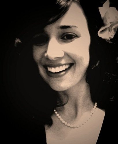 anniemancini's profile picture. med student, singer, friend, bike commuter