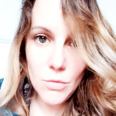 I_am_Katie83's profile picture. 