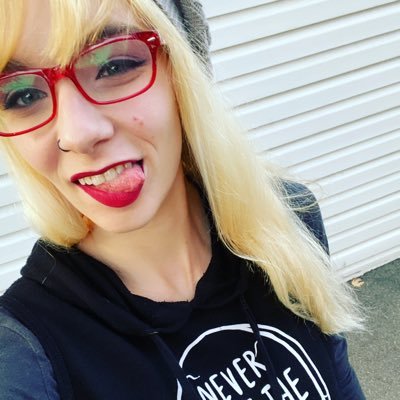 yellowbhighway's profile picture. closer to 30 than 19 - parent - upset about what customer service has become - burnt tf out