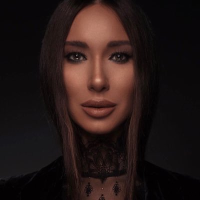 ni_naze's profile picture. Actress, tv host #armenian