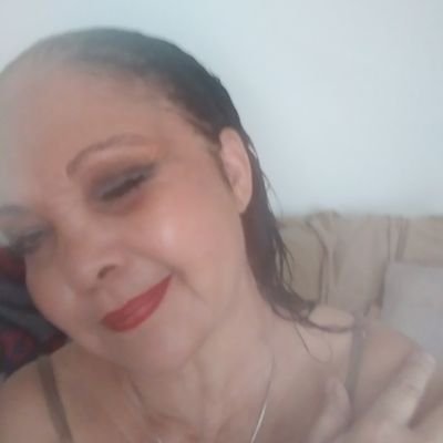 Queenmary212's profile picture. ladysonthego Art artist