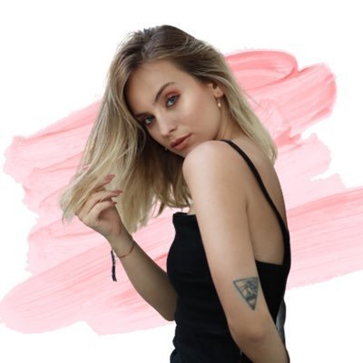 cemresolmazxx's profile picture. ~Papatyayken Yapraklarımı Kopardılar, Bende Kaktüs Oldum.🌵🌵
@cemresolmaaz