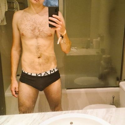 Gay guy from Bucks. Feel free to DM me for chats or requests