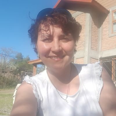 KarinaCabello16's profile picture. 