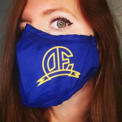 Book Lover & Oxford Comma Advocate✏️ she/her 📚🍎 Teacher Librarian at @queenesec on the unceded territory of the Kwantlen, Katzie, and Semiahmoo First Nations