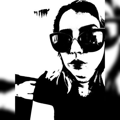 JaqlyneH's profile picture. music. movies. repeat.